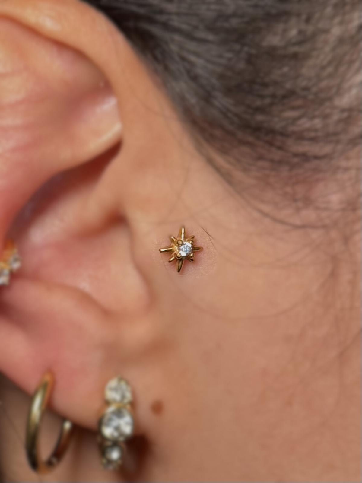 Piercing Émie